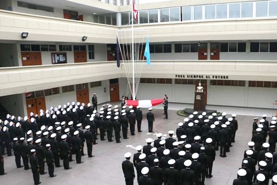 Requisitos para entrar en la Escuela de Oficiales de la Marina del Perú